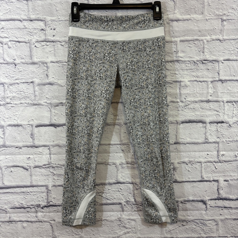 Lululemon Size 2 Leggings Run Inspire Crop II Gray Speckle 22"‎ Inseam